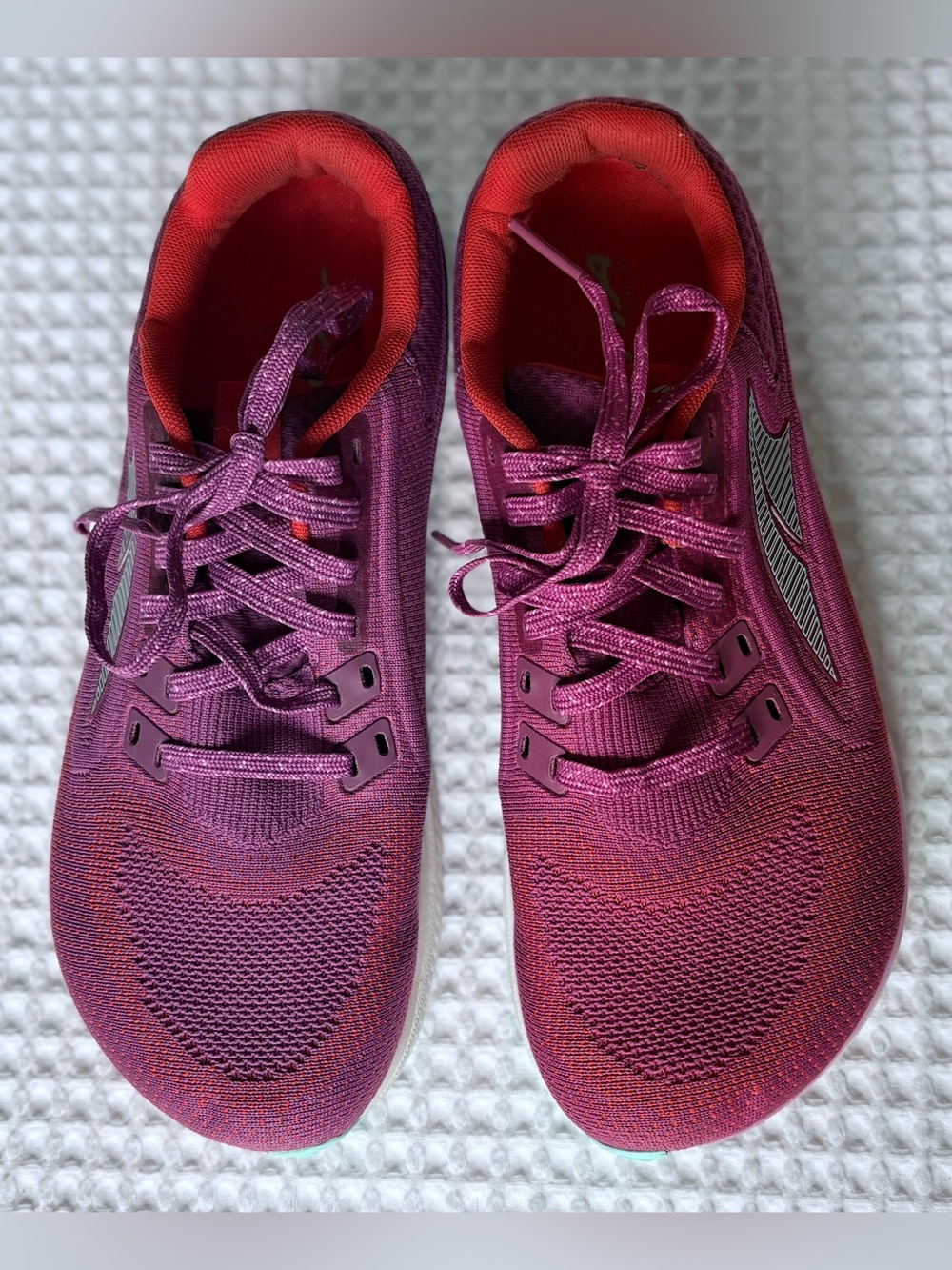 Altra running shoes, Wms 10